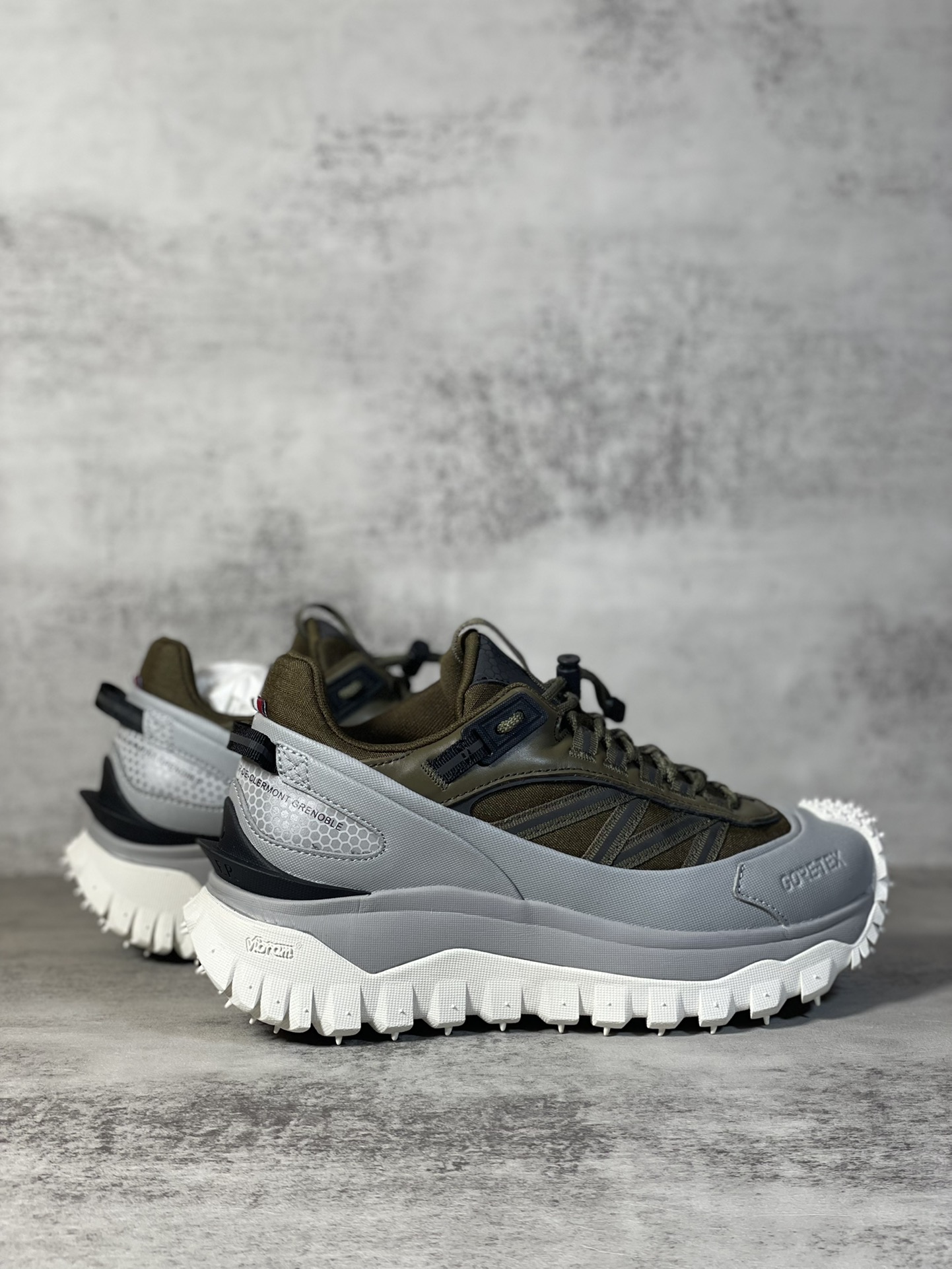 Moncler Sneakers Shock Absorbing M-l