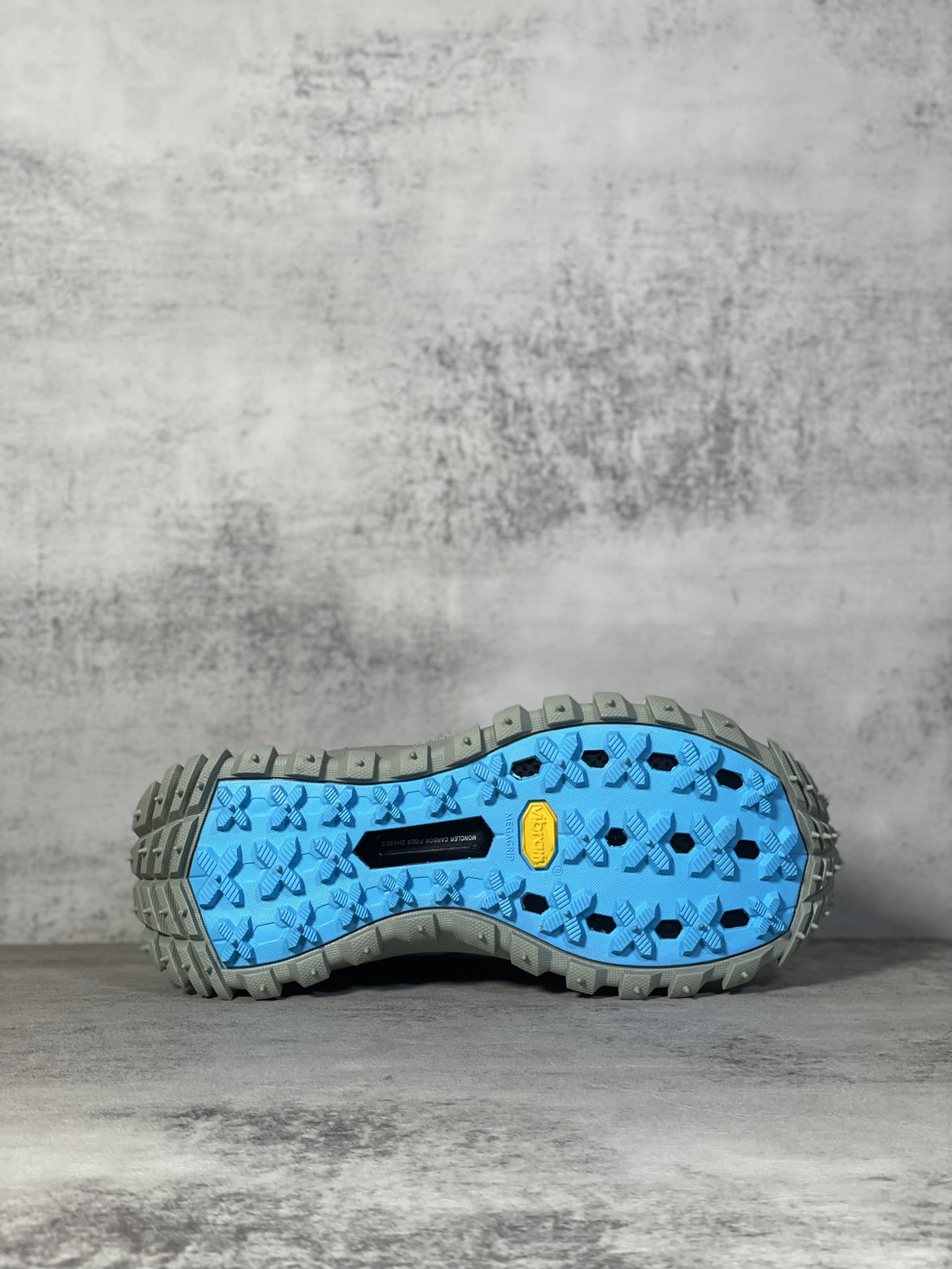 Moncler Sneakers Shock Absorbing M-l