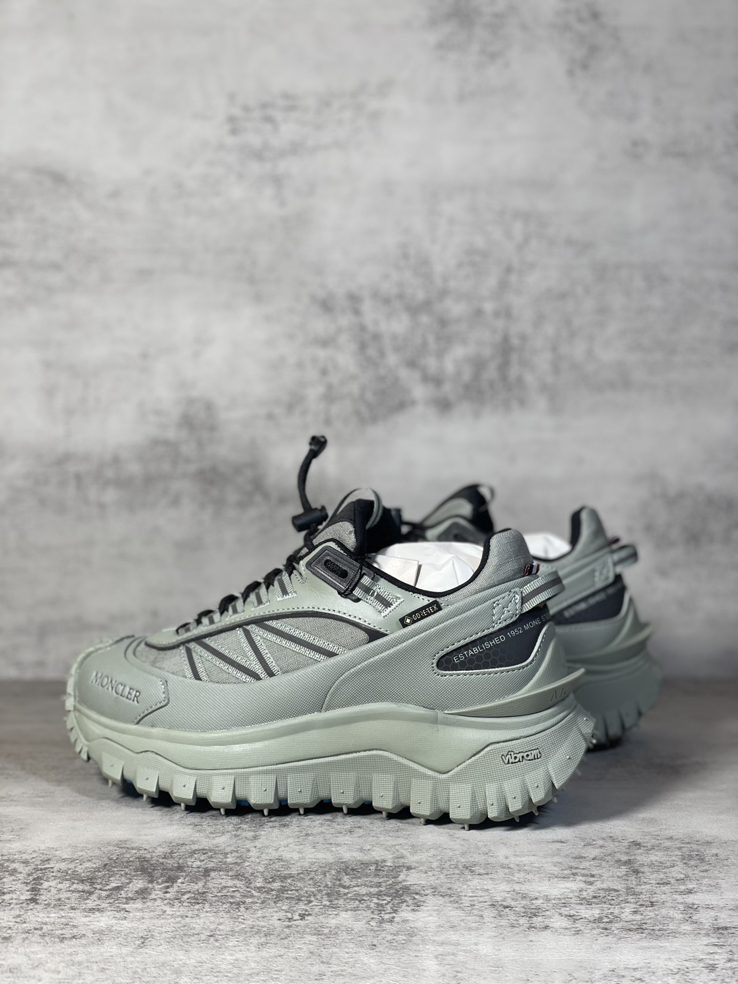 Moncler Sneakers Shock Absorbing M-l