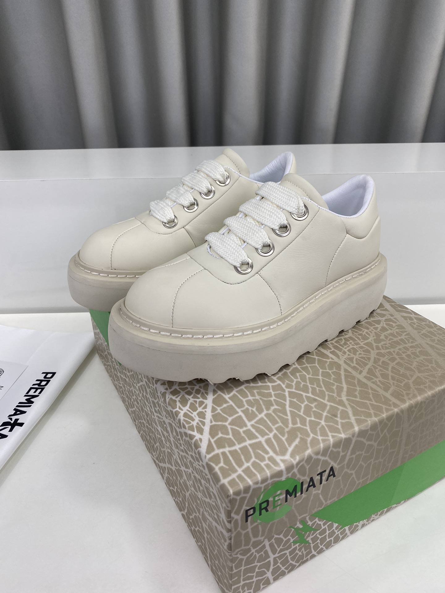 Premiata Female Basic Shoes M-l