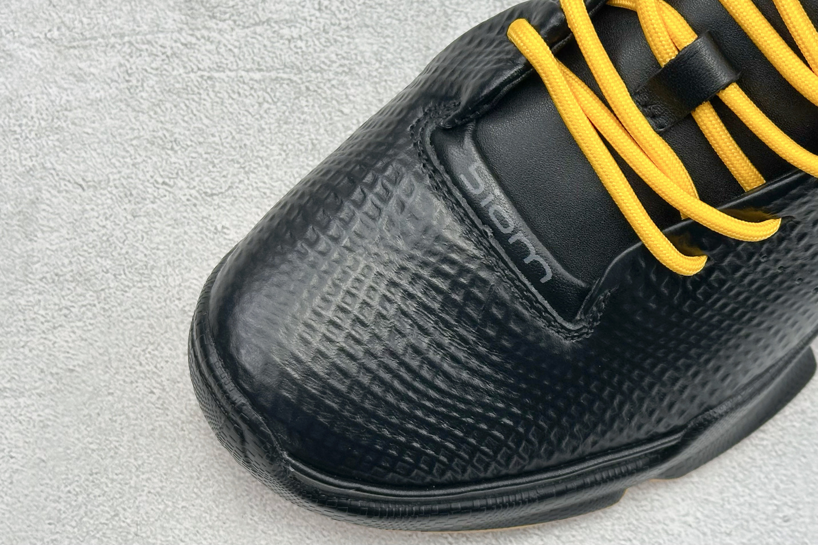 Basic Shoes M-l-s