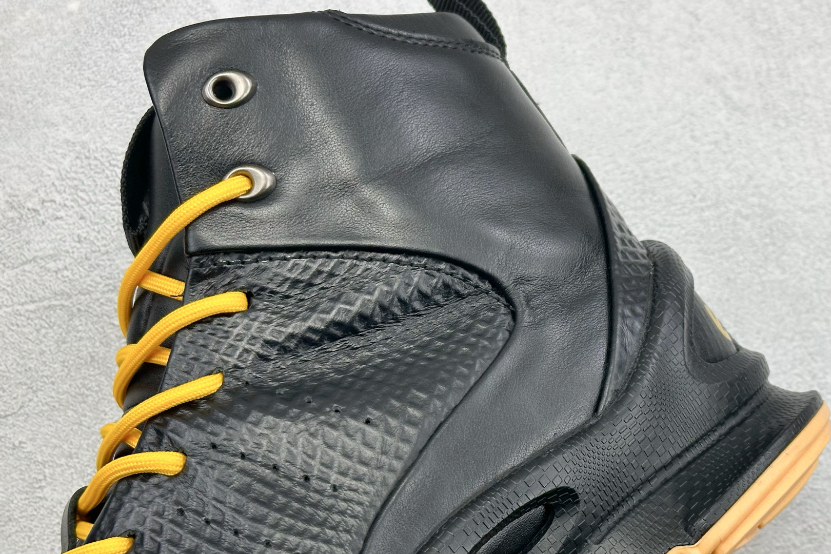 Basic Shoes M-l-s
