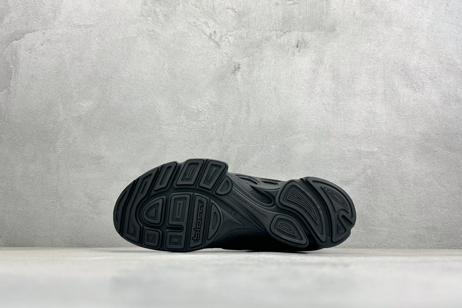 Basic Shoes M-l-s