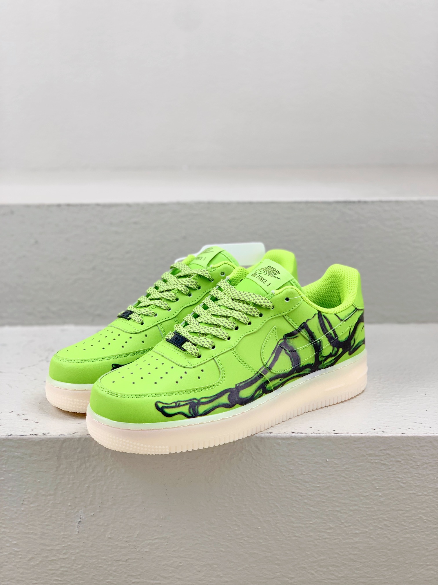 Jordan Nike Male Board Shoes White L-s