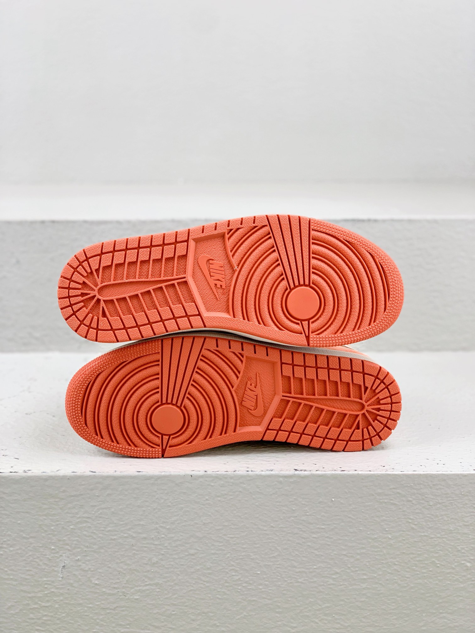 Jordan Nike Basic Shoes Red M-s