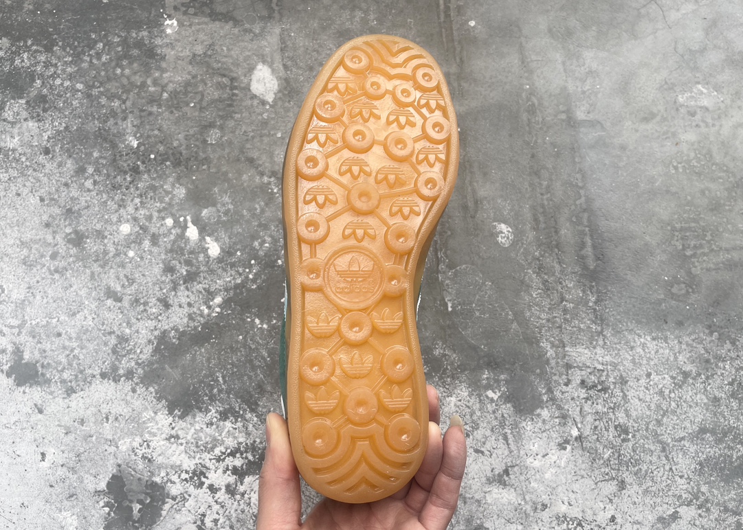 Adidas Basic Shoes Black L-s