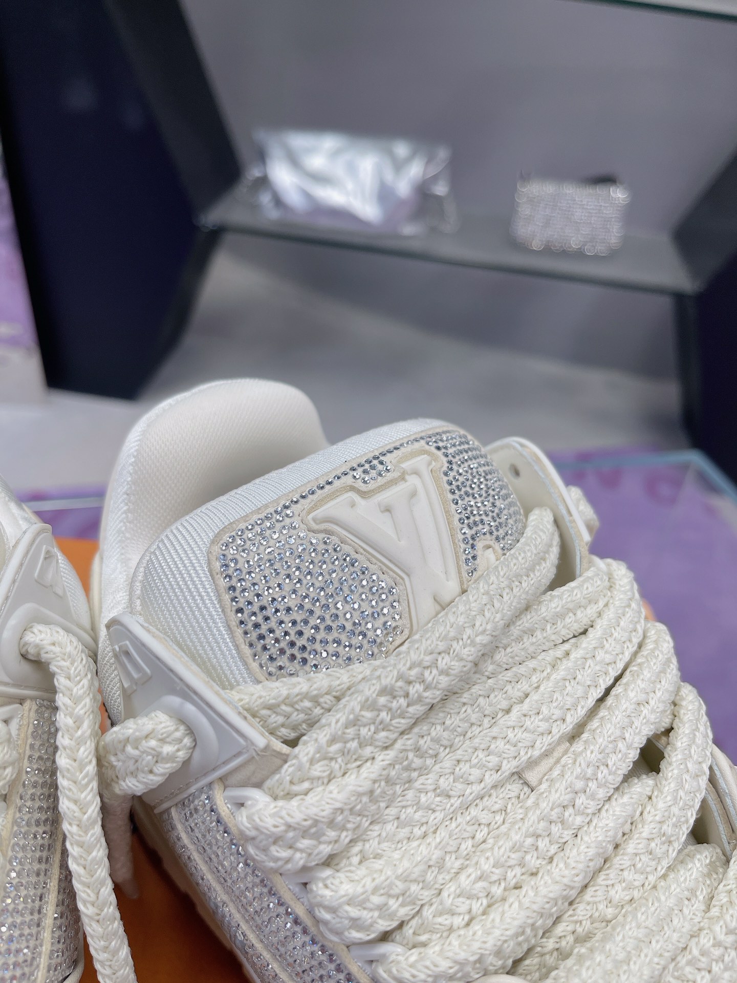 Louis Vuitton Couple Basic Shoes L-s