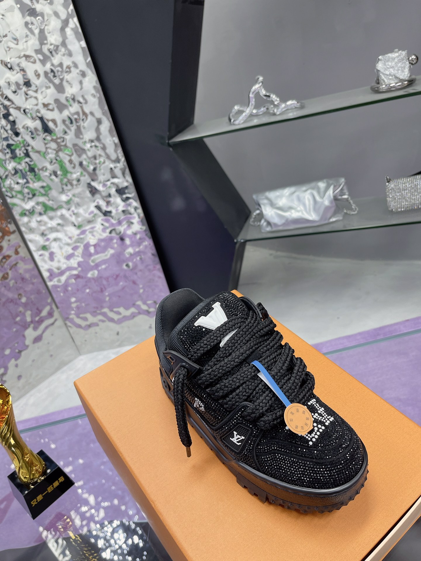 Louis Vuitton Couple Basic Shoes L-s