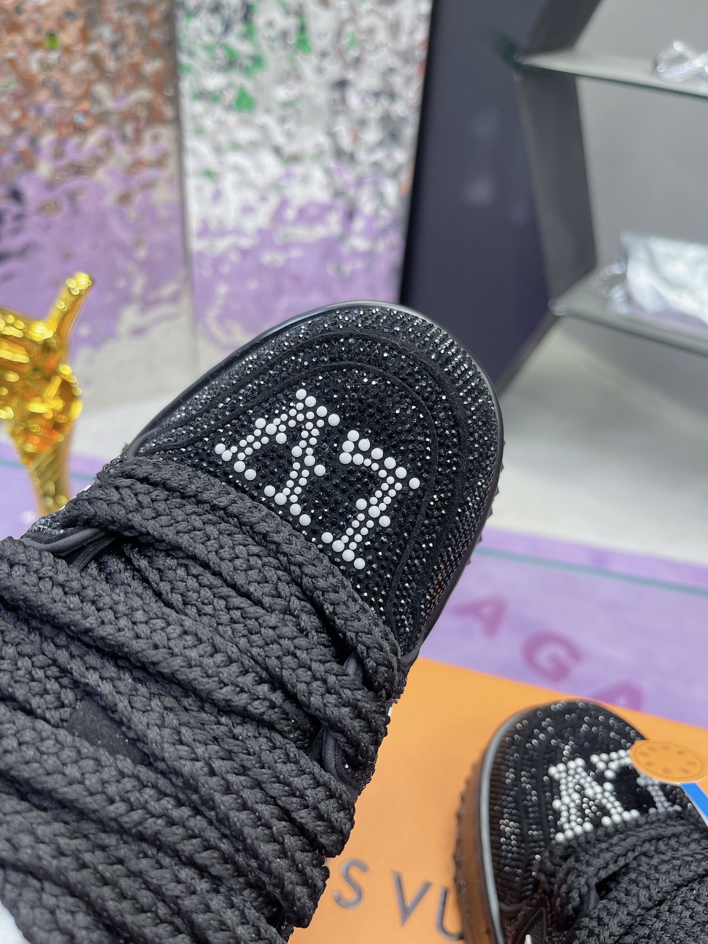 Louis Vuitton Couple Basic Shoes L-s