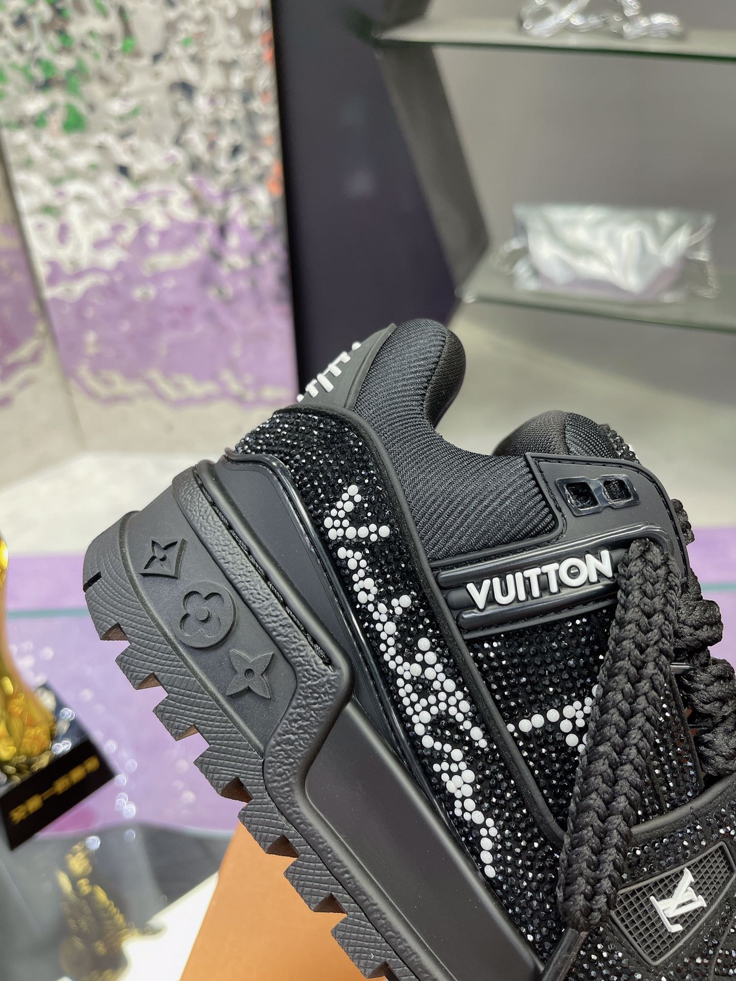 Louis Vuitton Couple Basic Shoes L-s