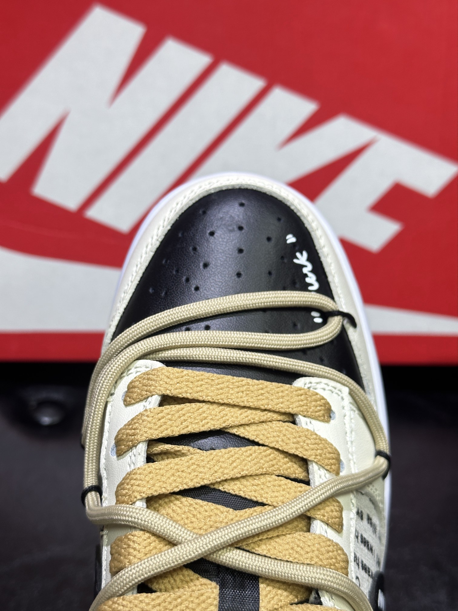 Calvin Klein Nike Male Board Shoes L