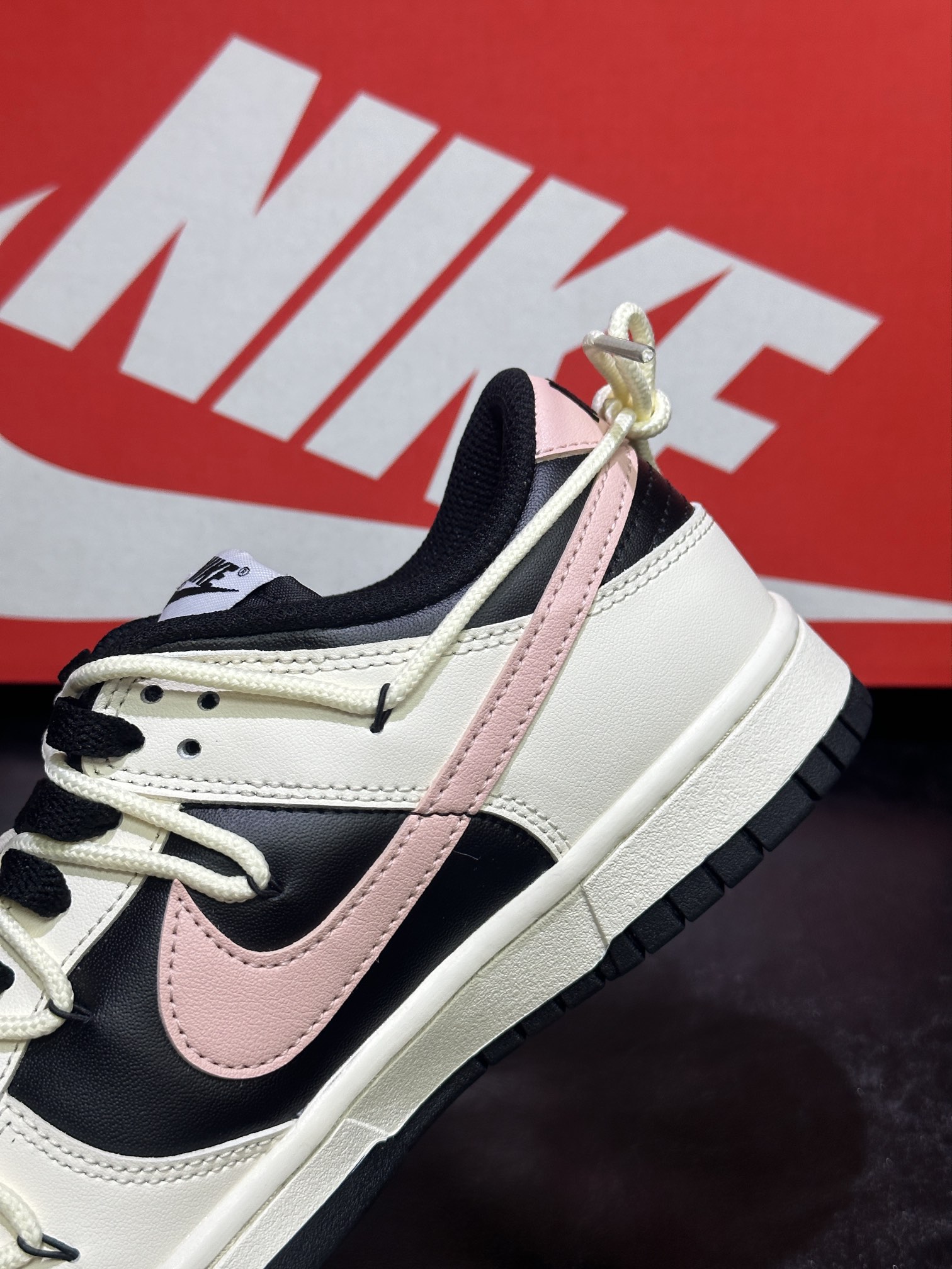 Nike Board Shoes Black L-s