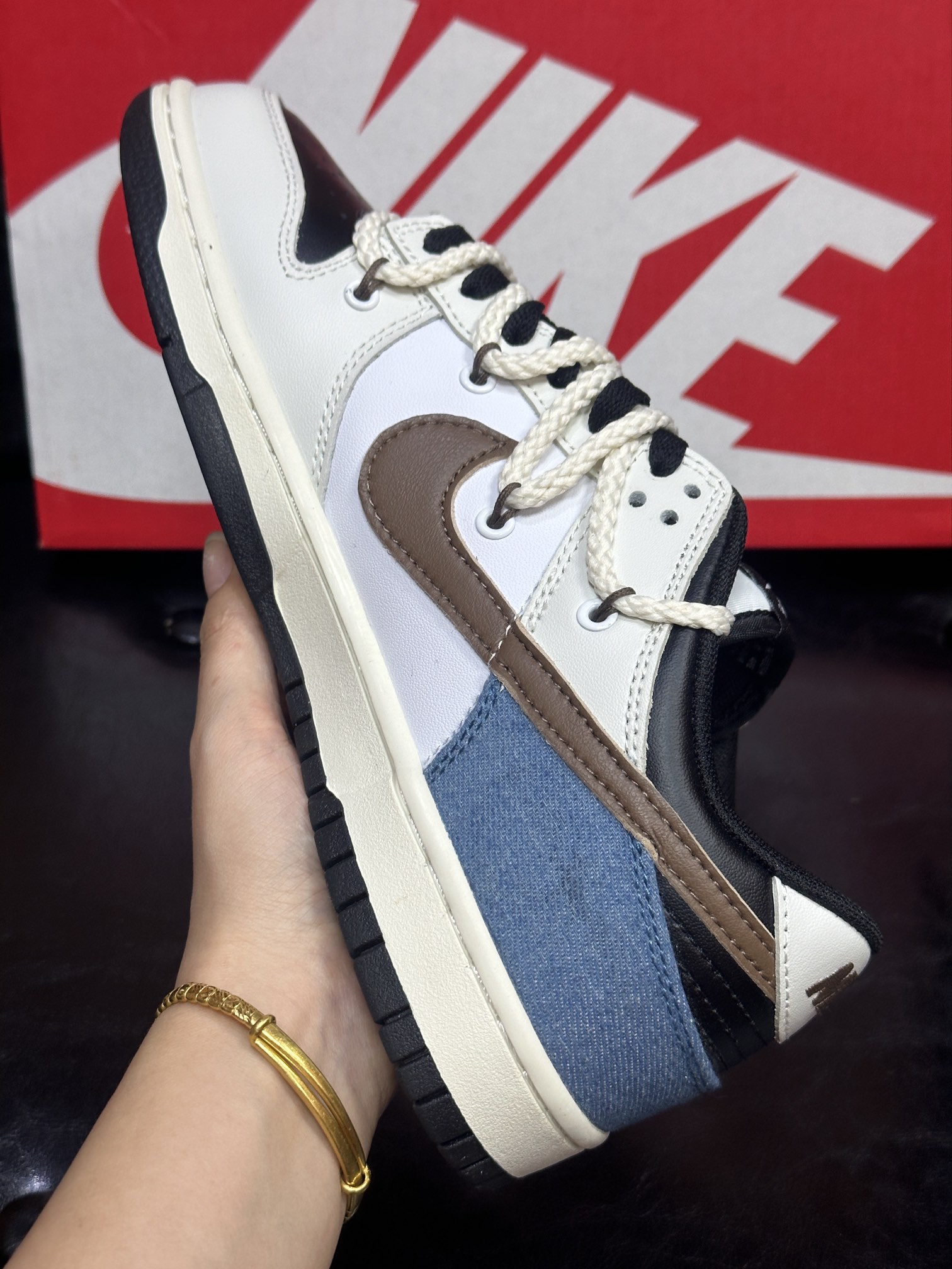 Calvin Klein Nike Female Board Shoes M-l