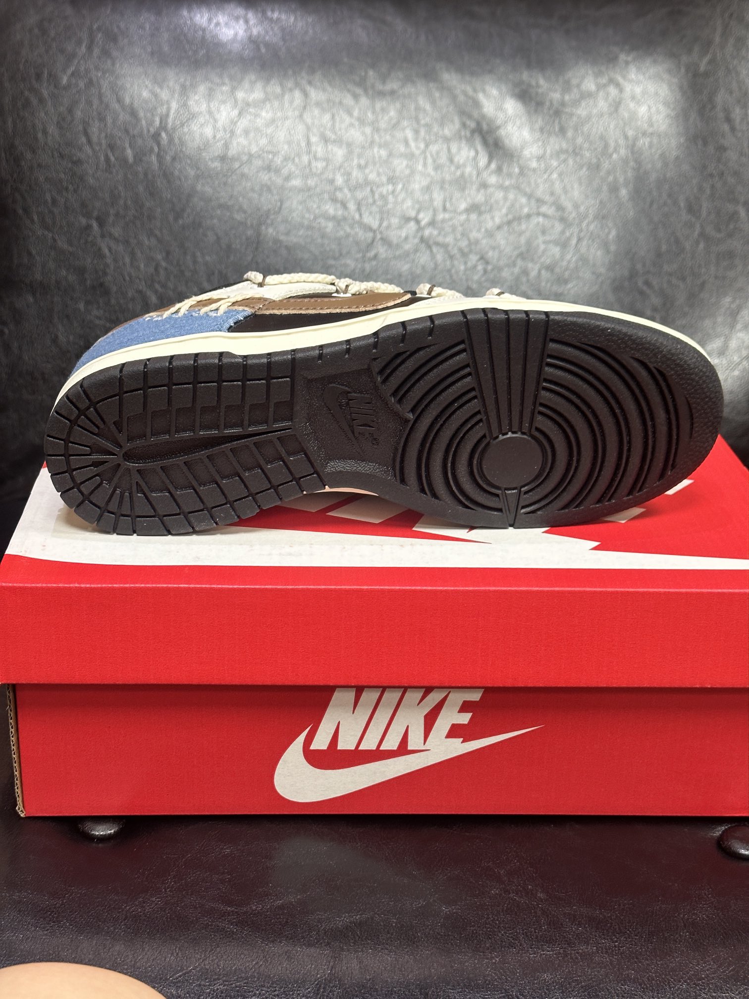 Calvin Klein Nike Female Board Shoes M-l