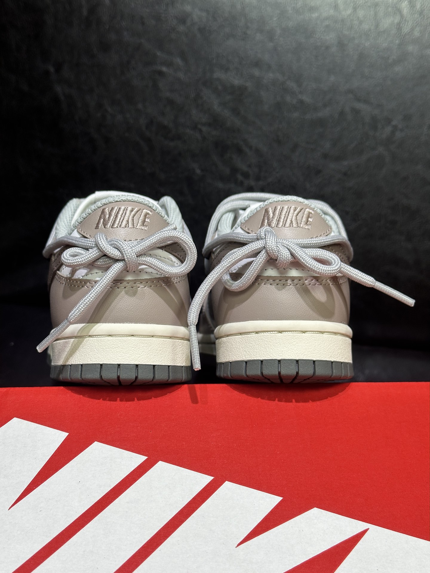 Nike Female Board Shoes M-l-s