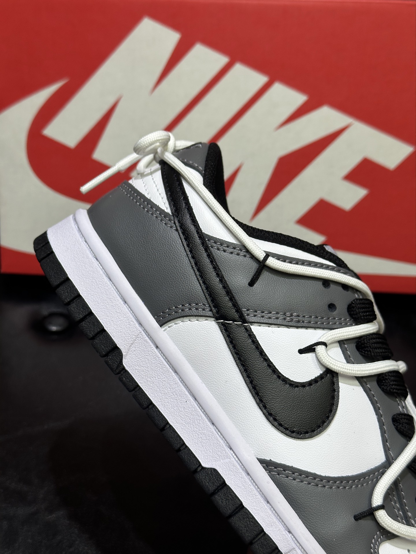 Calvin Klein Nike Female Board Shoes Black Lightweight L