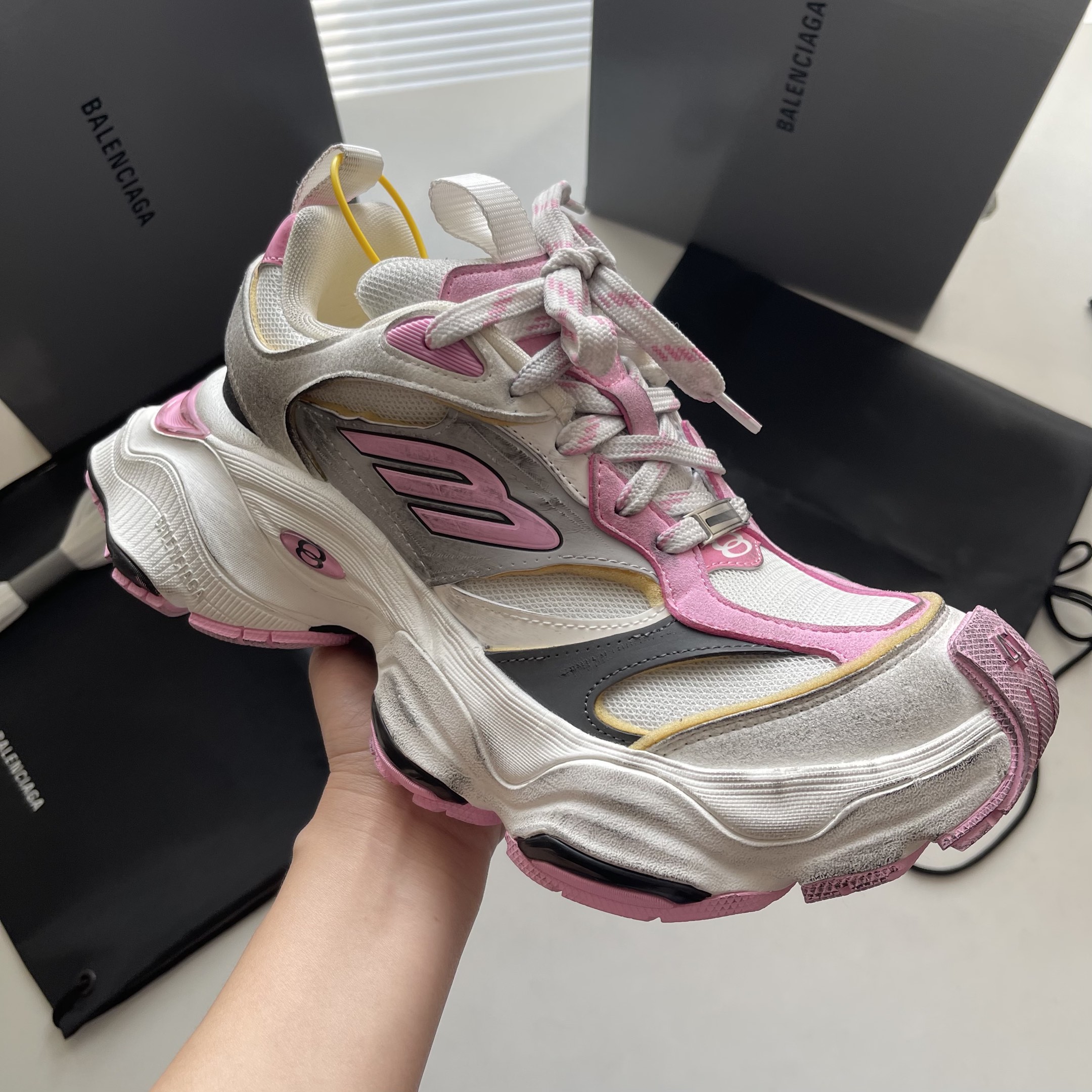 Male Basic Shoes Mesh White