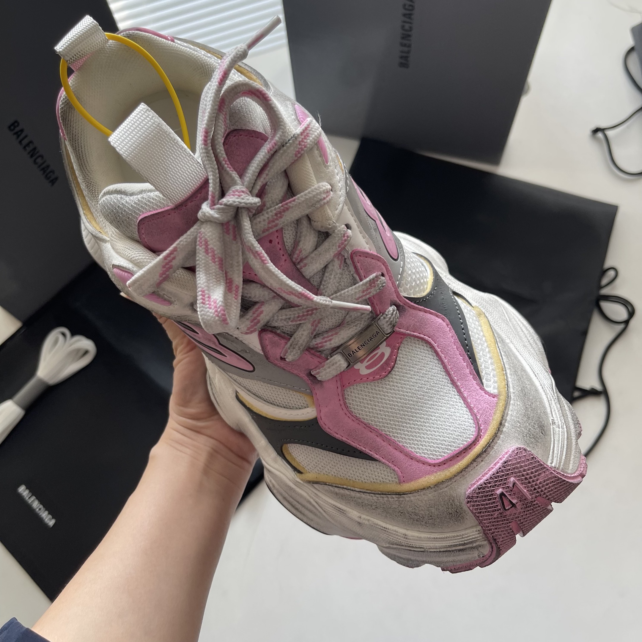 Male Basic Shoes Mesh White