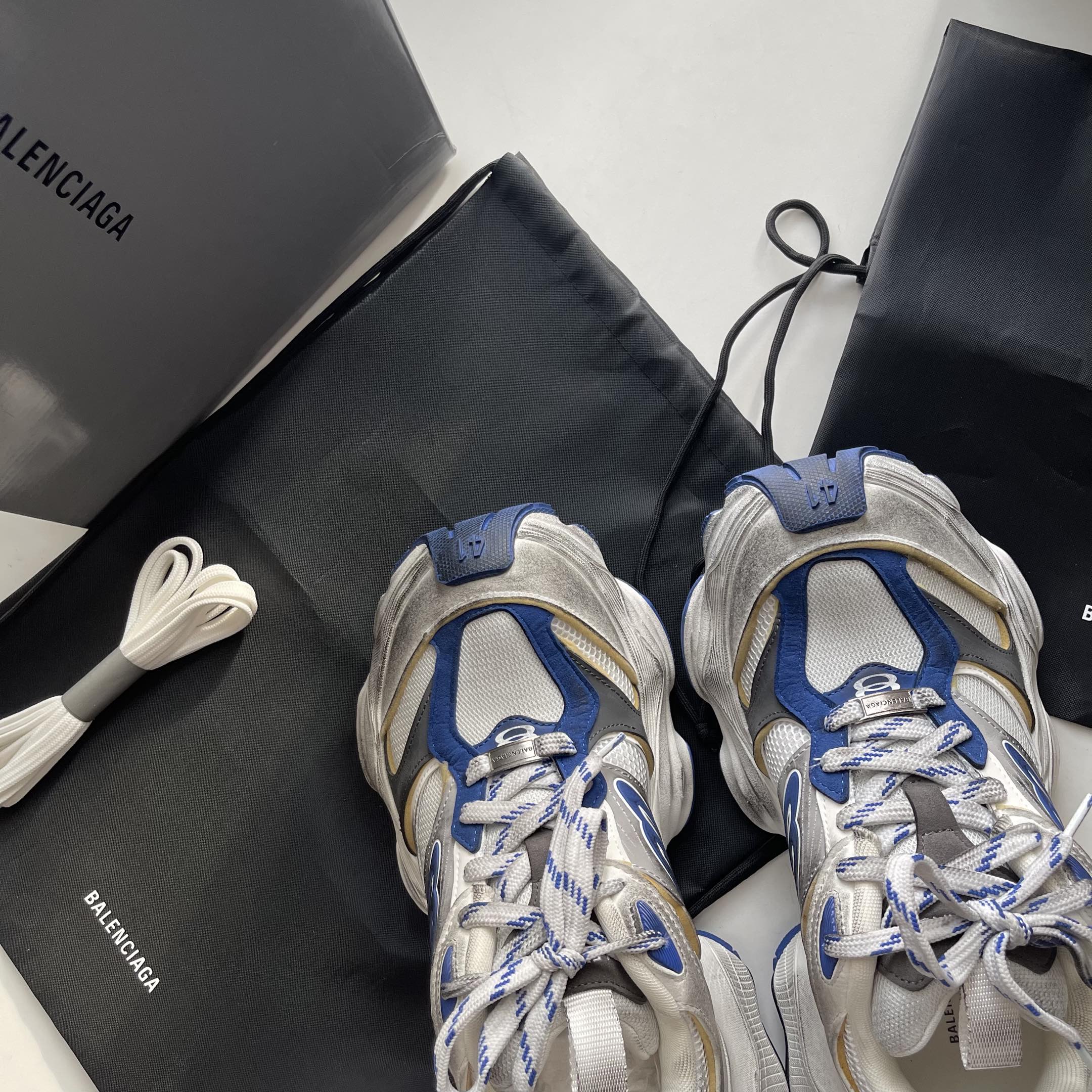 Male Basic Shoes Mesh White