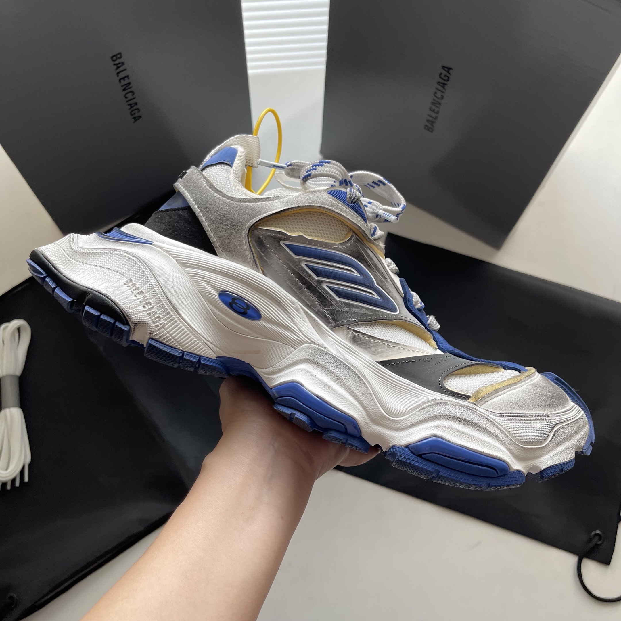 Male Basic Shoes Mesh White