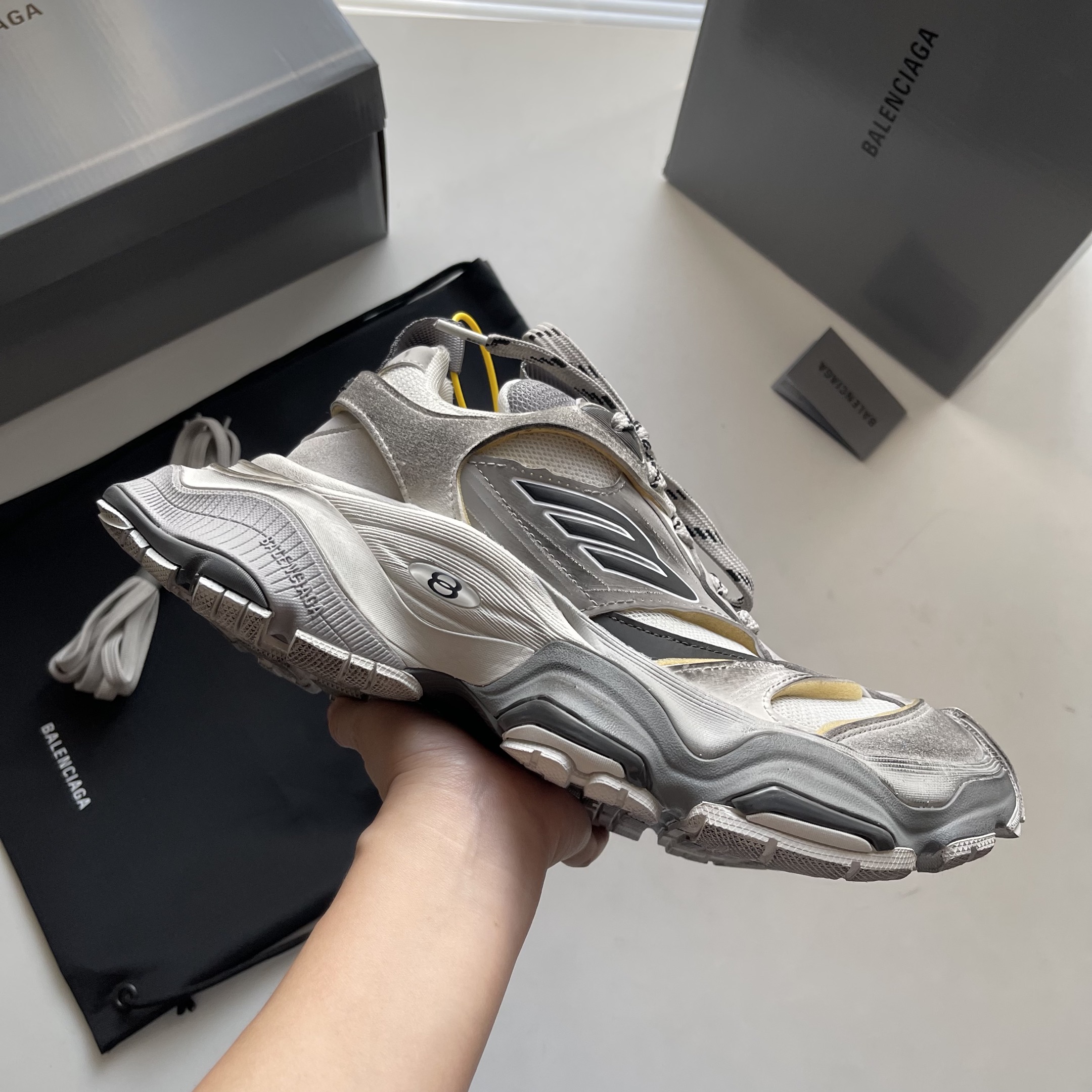 Male Basic Shoes Mesh White