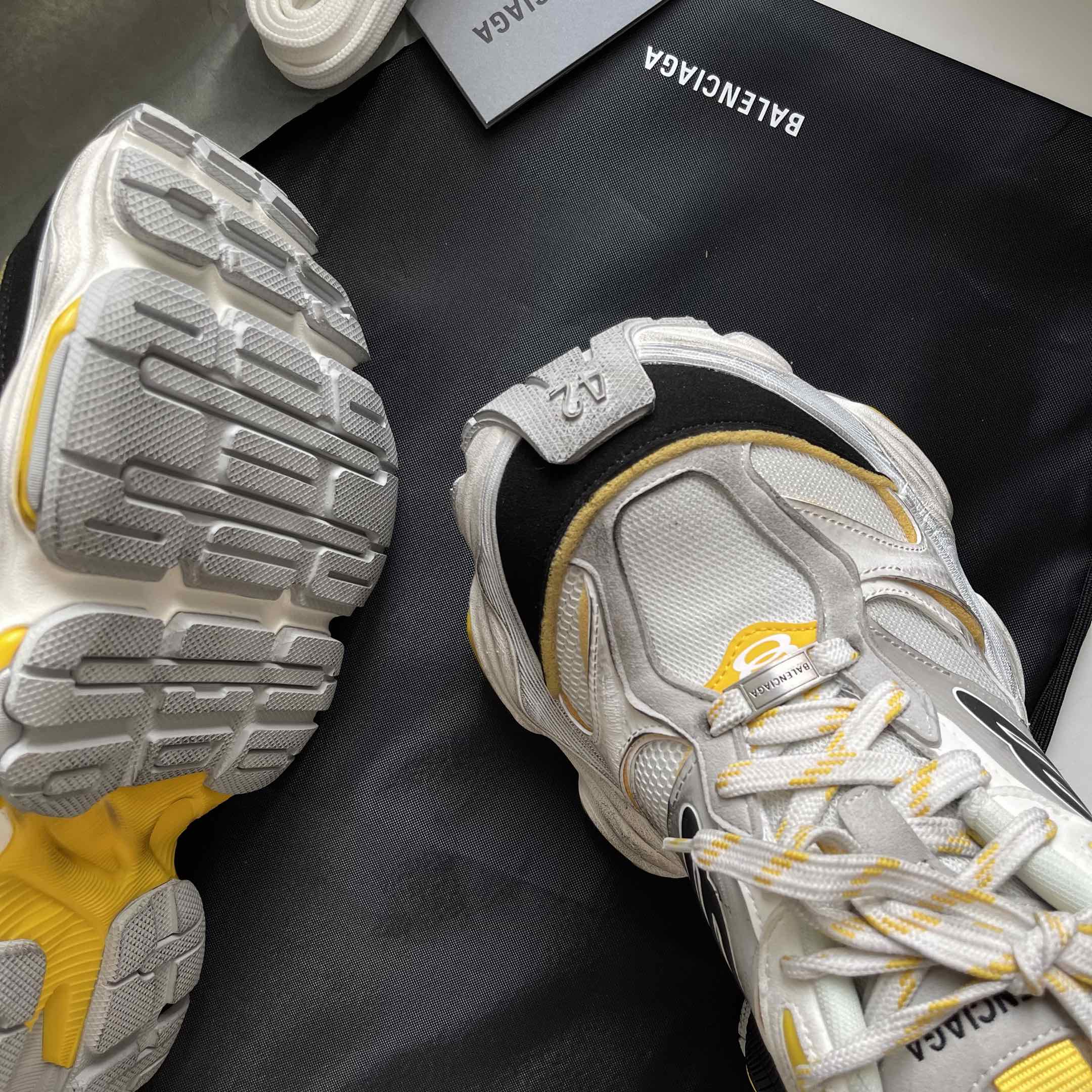 Male Basic Shoes Mesh White