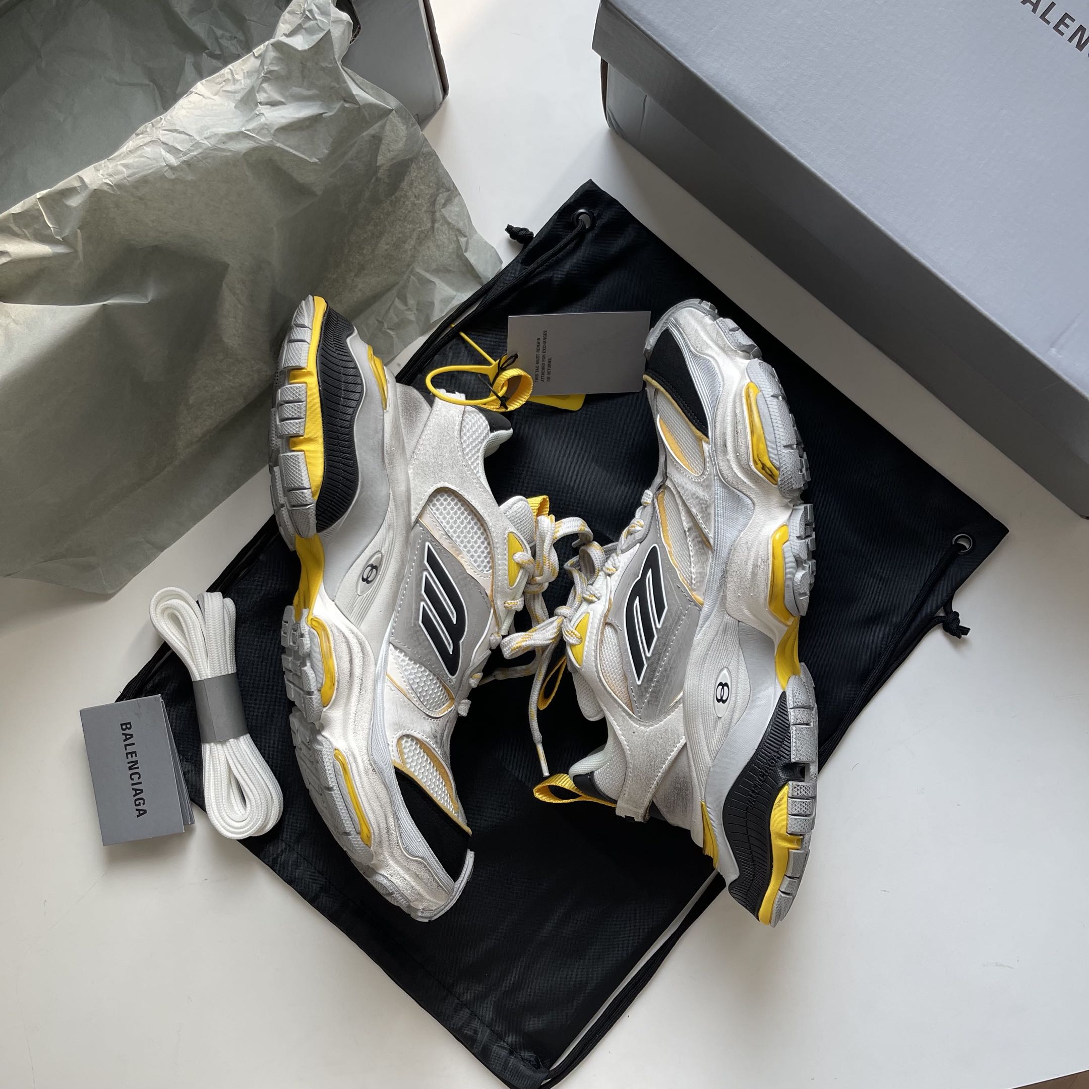 Male Basic Shoes Mesh White