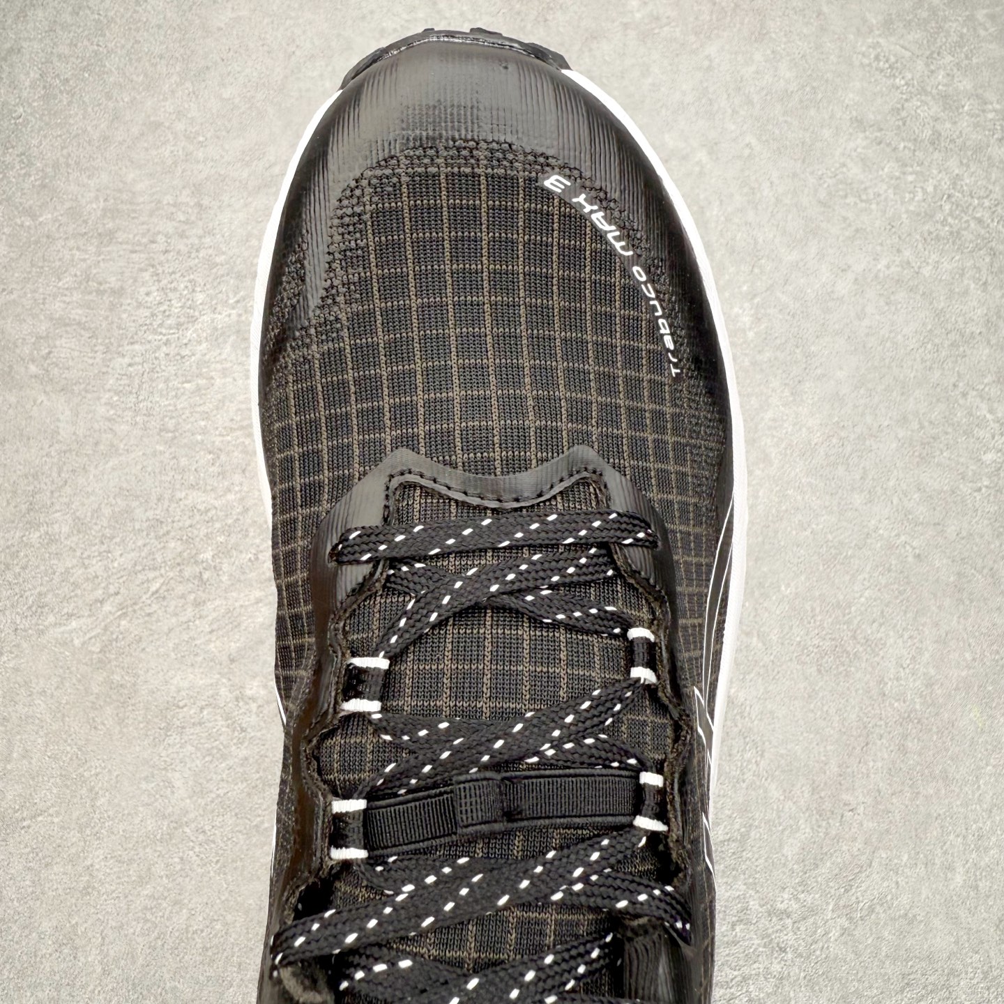 Asics Running Shoes Shock Absorbing M-l-s