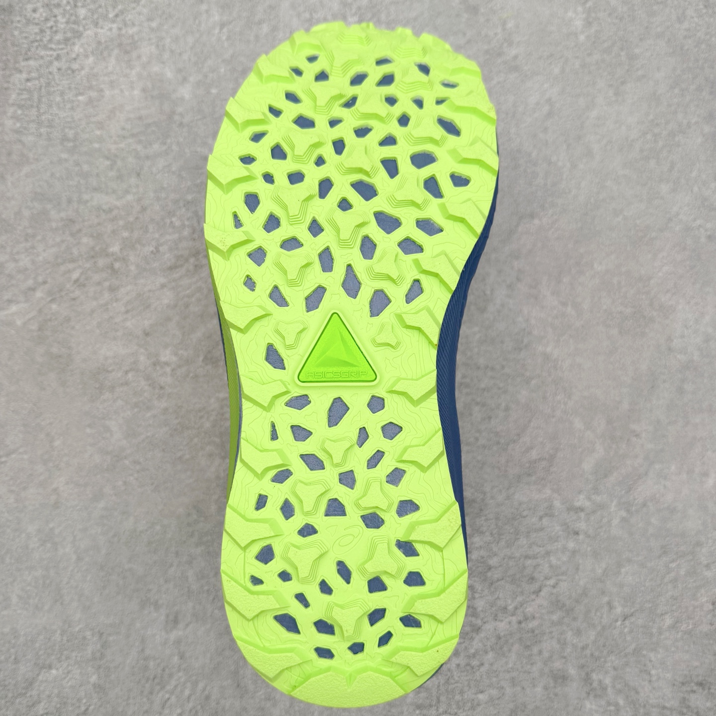 Asics Running Shoes Shock Absorbing M-l-s