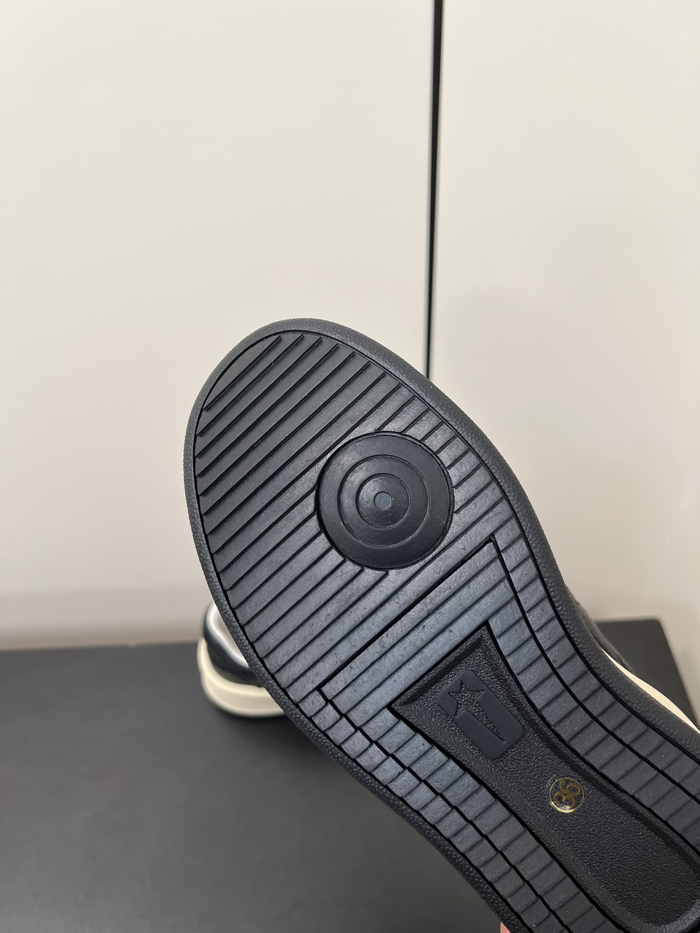 Calvin Klein Converse Dior Rick Owens Male Basic Shoes L-s