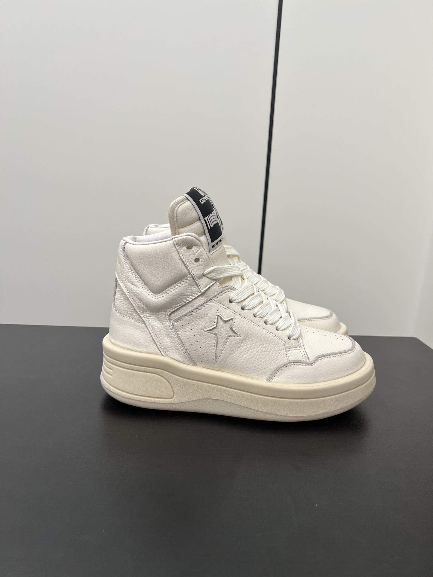 Calvin Klein Converse Dior Rick Owens Male Basic Shoes L-s