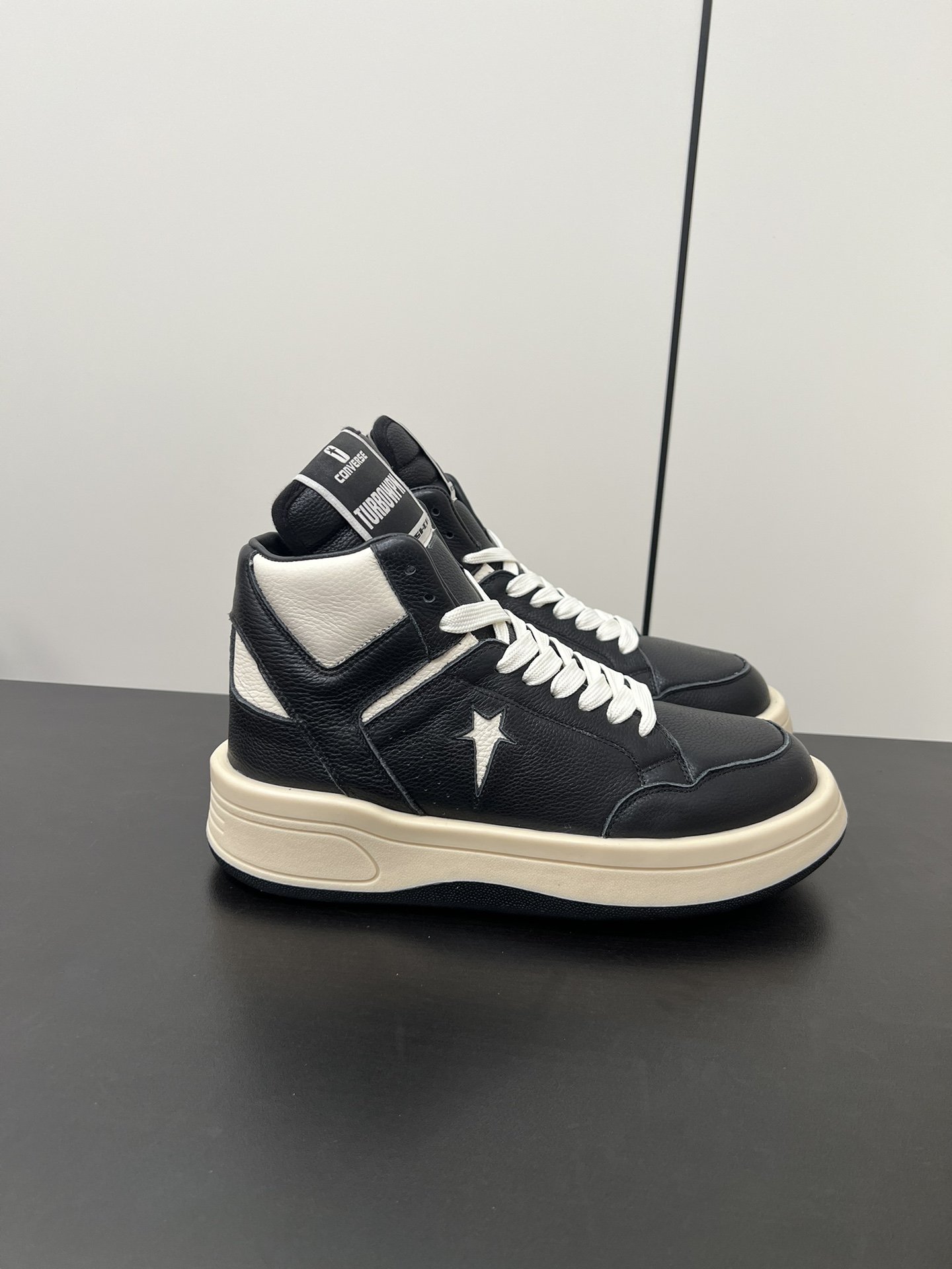 Calvin Klein Converse Dior Rick Owens Male Basic Shoes L-s