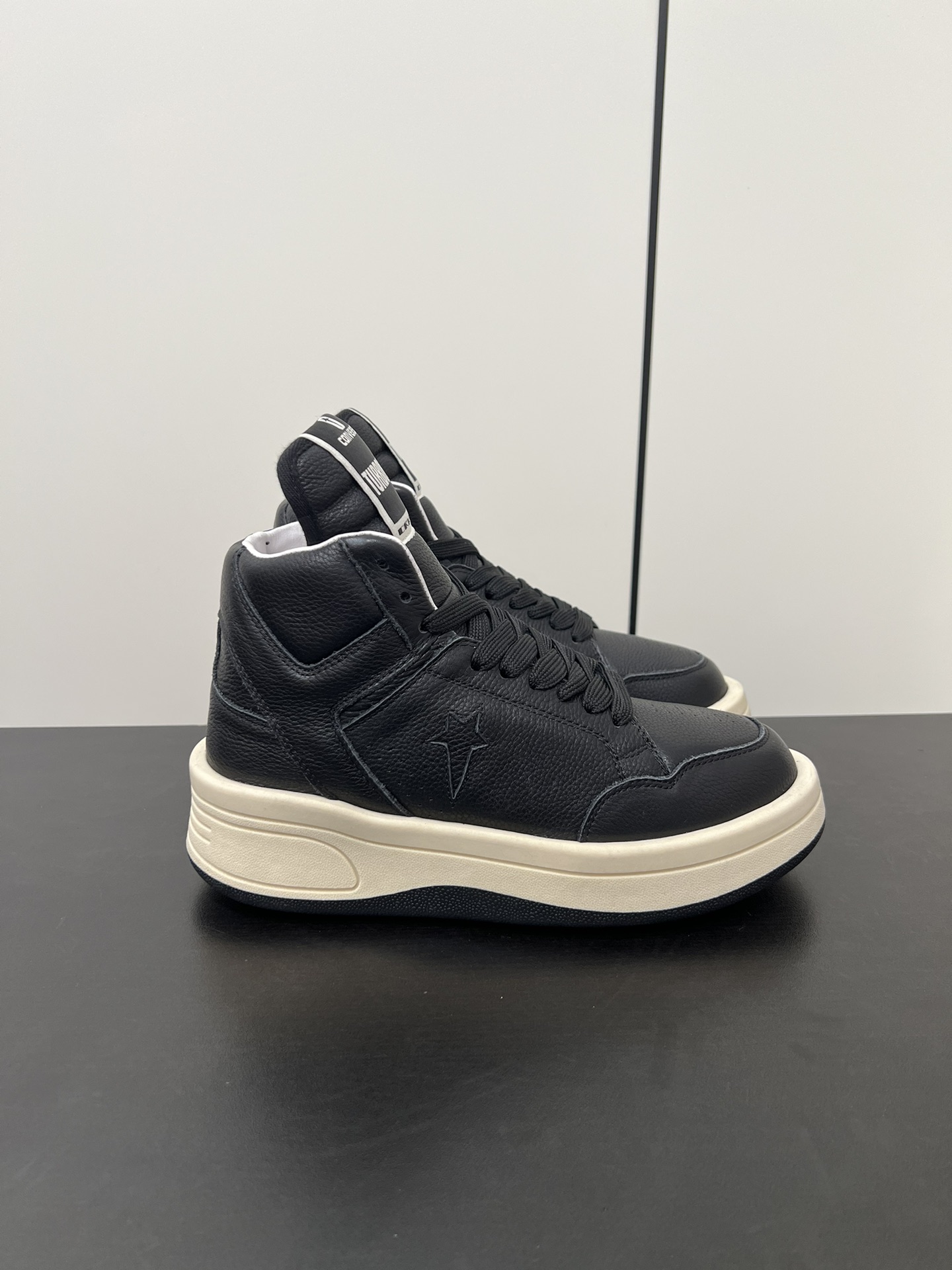 Calvin Klein Converse Dior Rick Owens Male Basic Shoes L-s