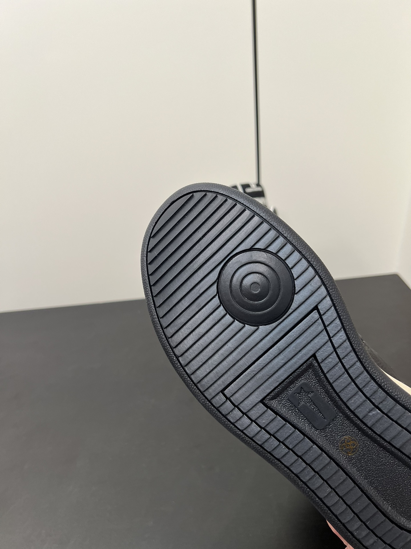 Calvin Klein Converse Dior Rick Owens Male Basic Shoes L-s