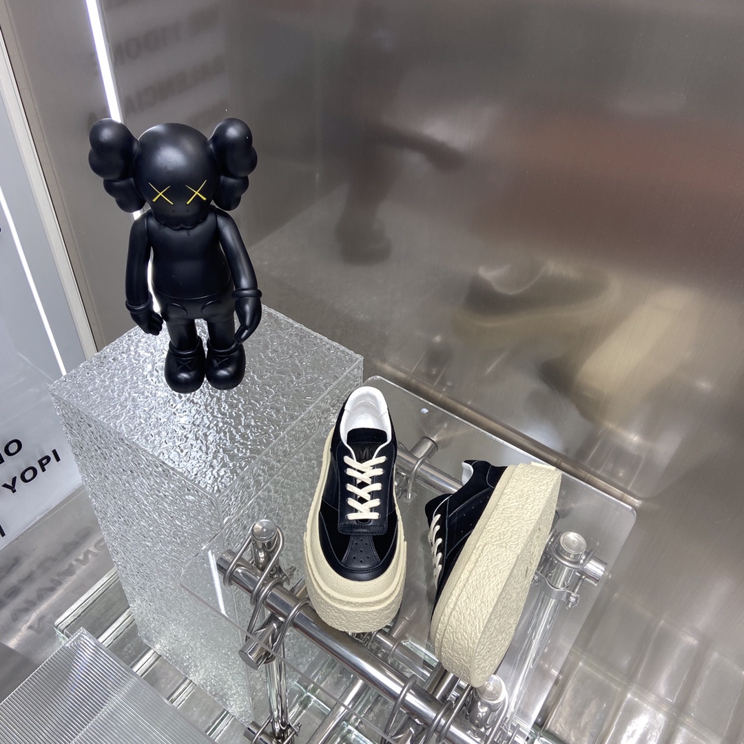 Male Sneakers M-l-s