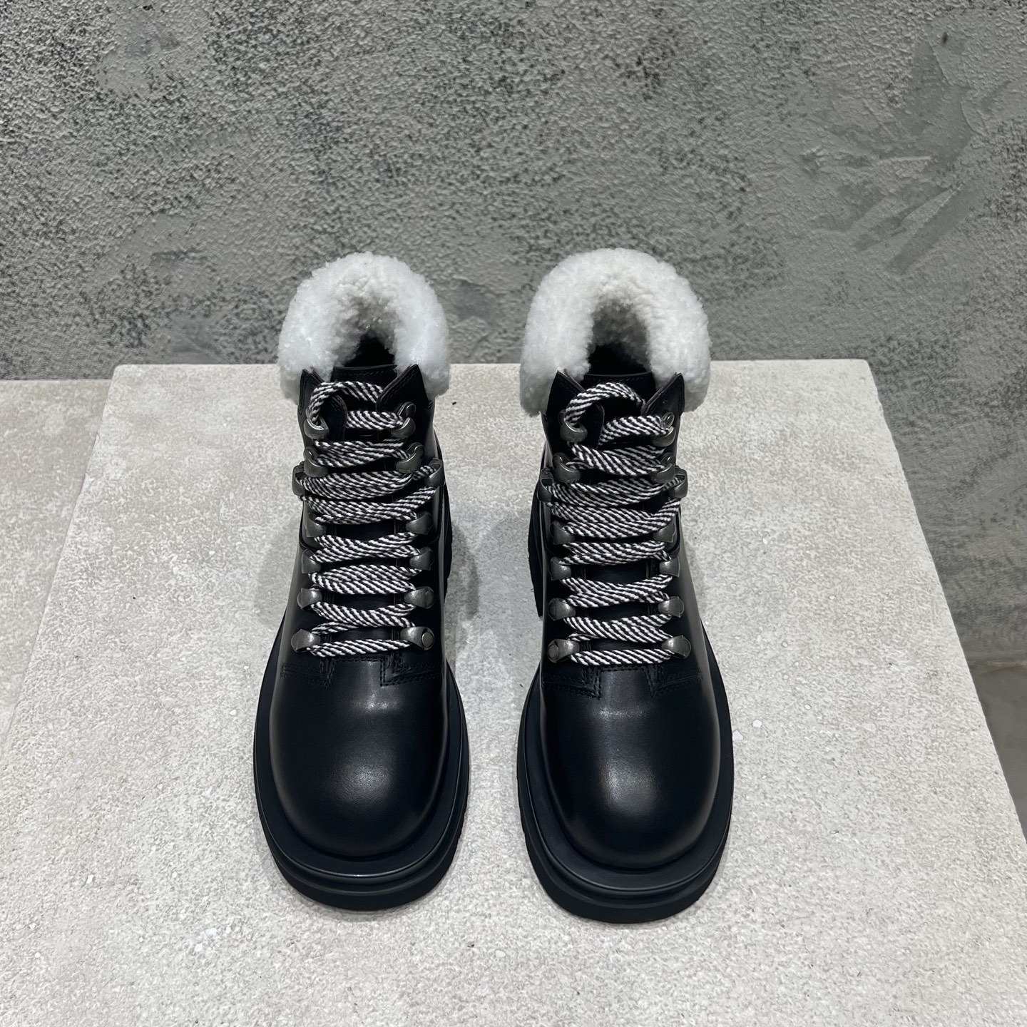 Bottega Veneta Dr. Martens Boots Cow Leather M-s