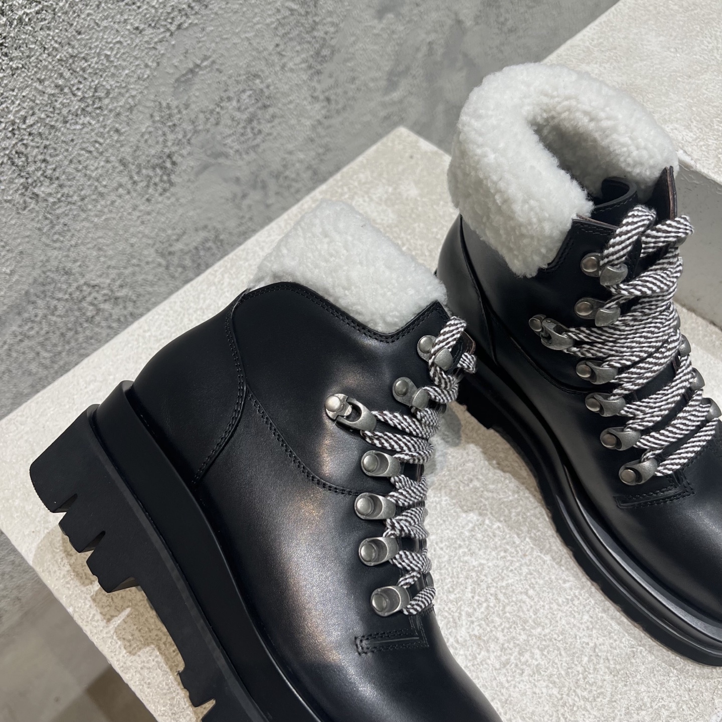 Bottega Veneta Dr. Martens Boots Cow Leather M-s