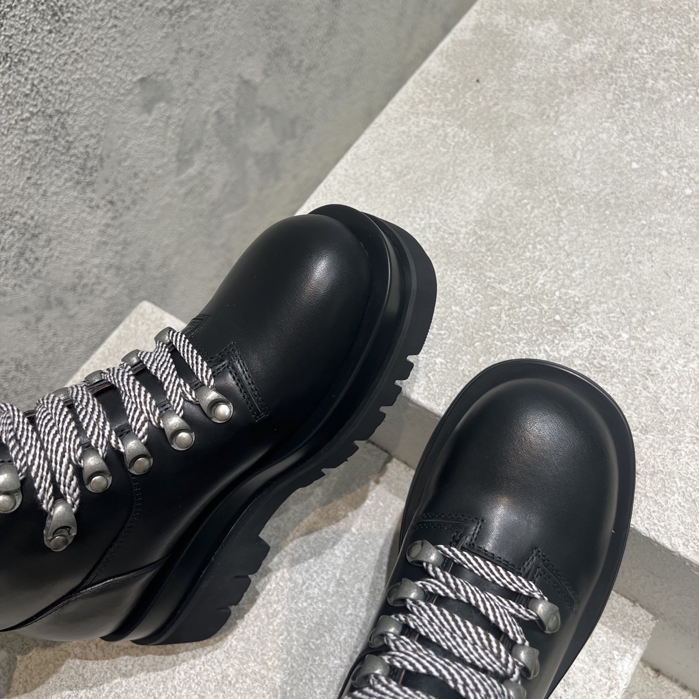 Bottega Veneta Dr. Martens Boots Cow Leather M-s