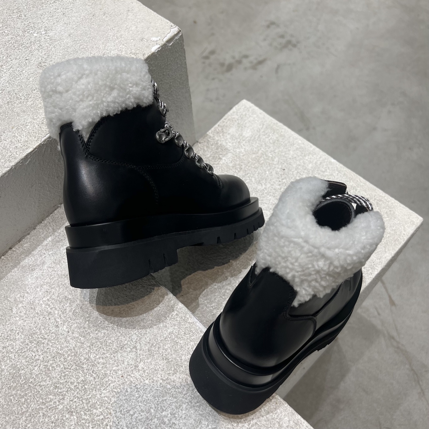 Bottega Veneta Dr. Martens Boots Cow Leather M-s