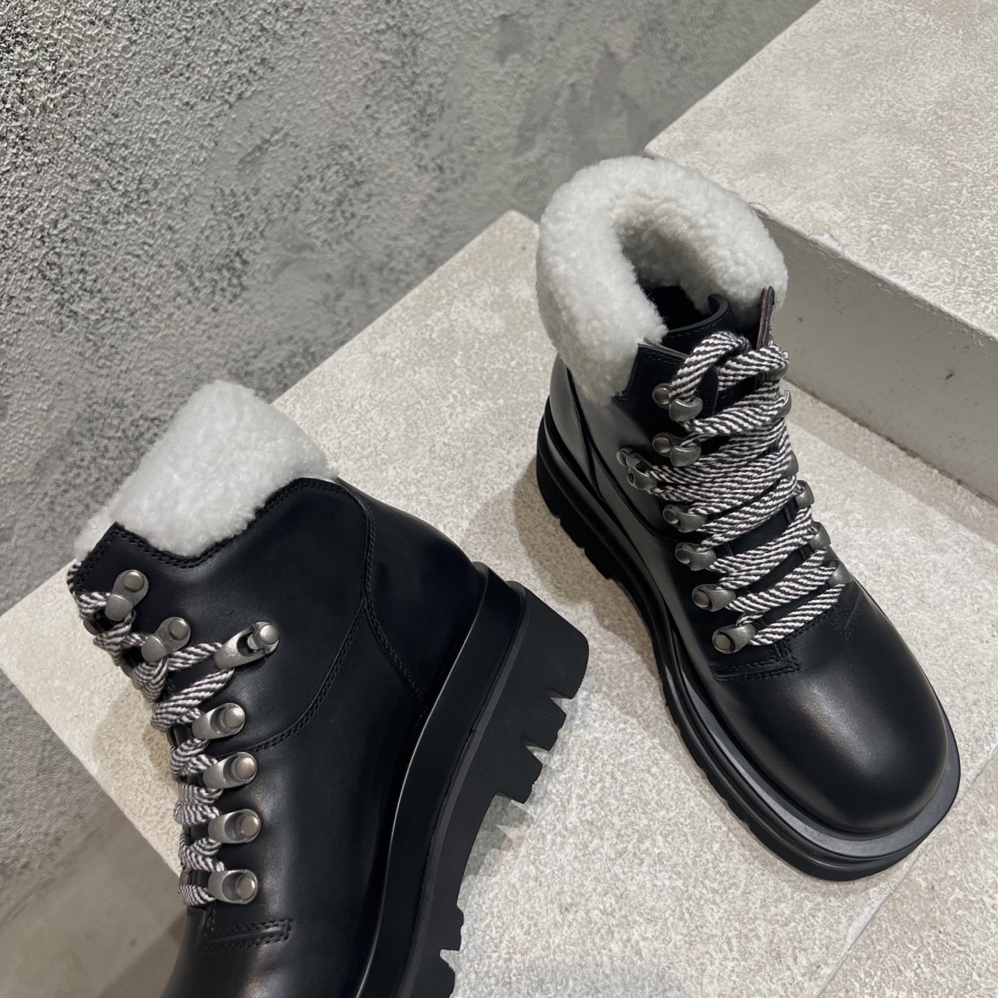 Bottega Veneta Dr. Martens Boots Cow Leather M-s