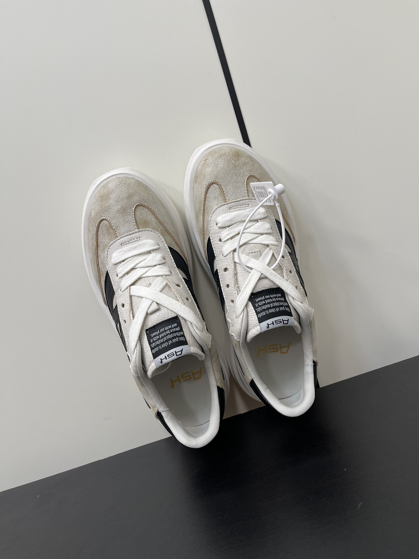 Hermes Female Sneakers Breathable M-s