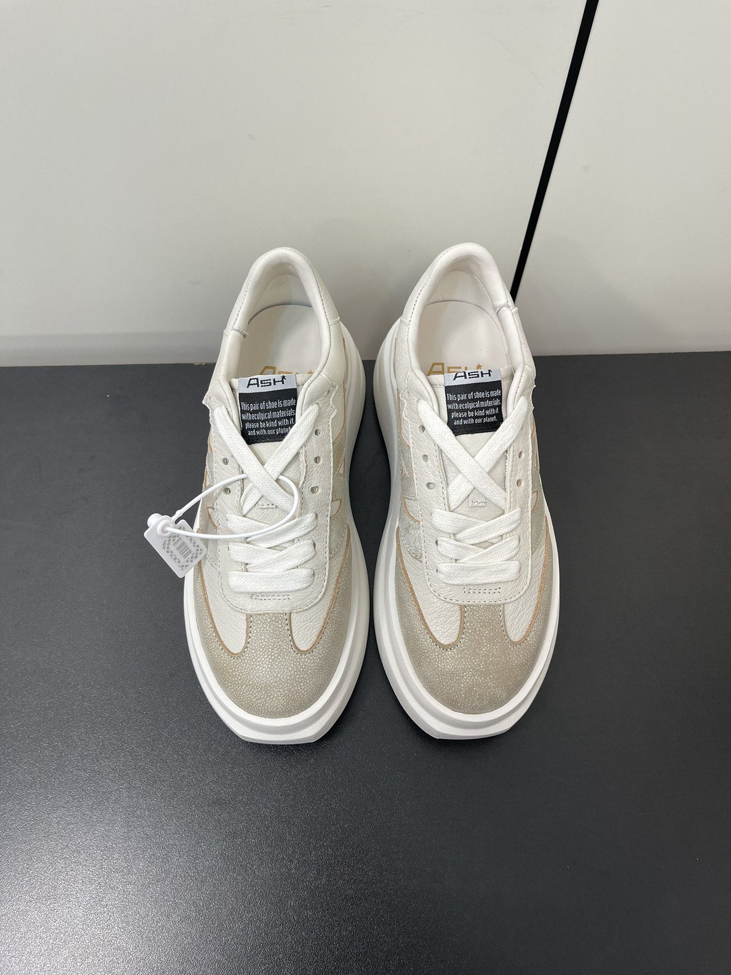 Hermes Female Sneakers Breathable M-s