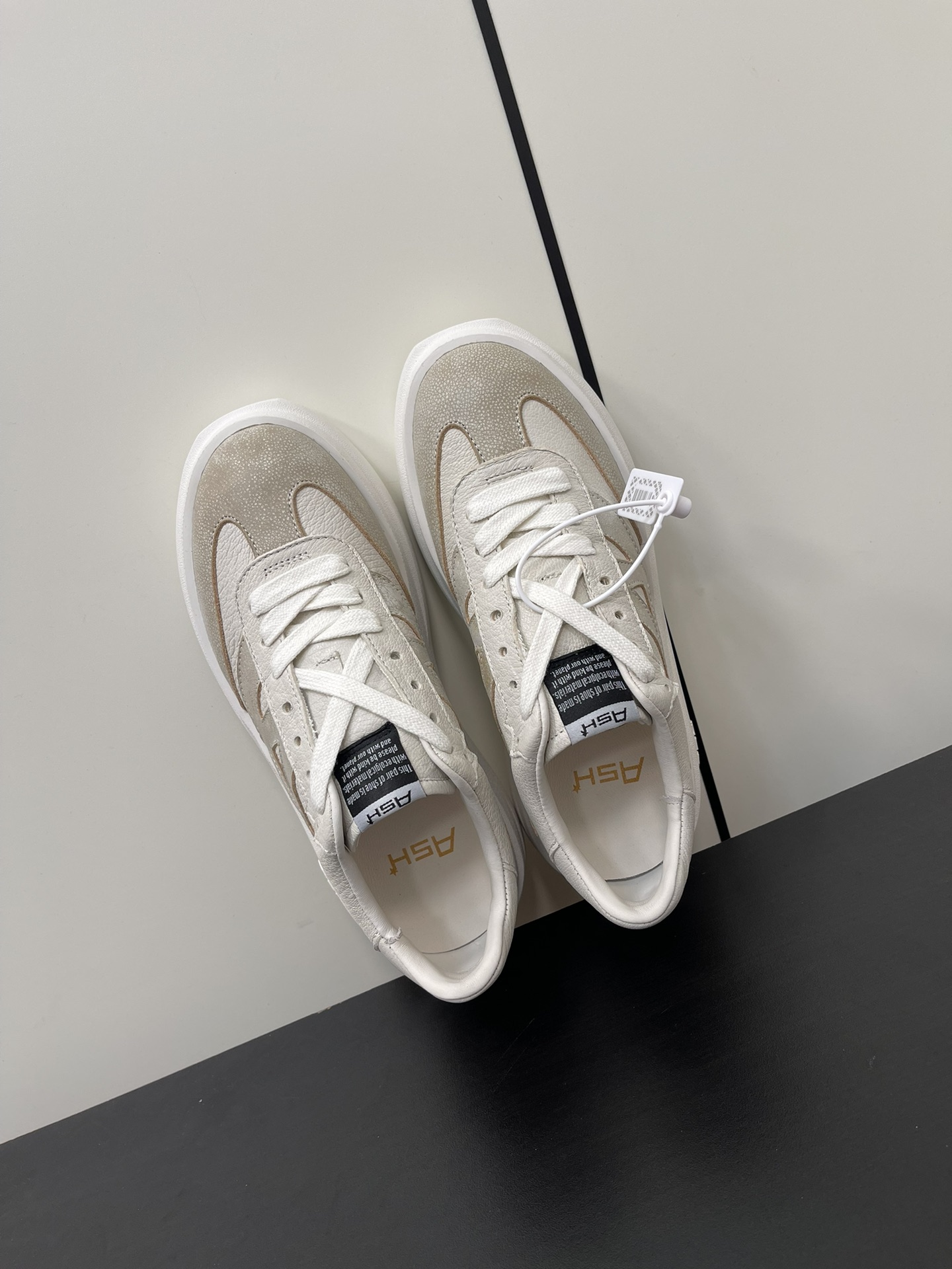 Hermes Female Sneakers Breathable M-s