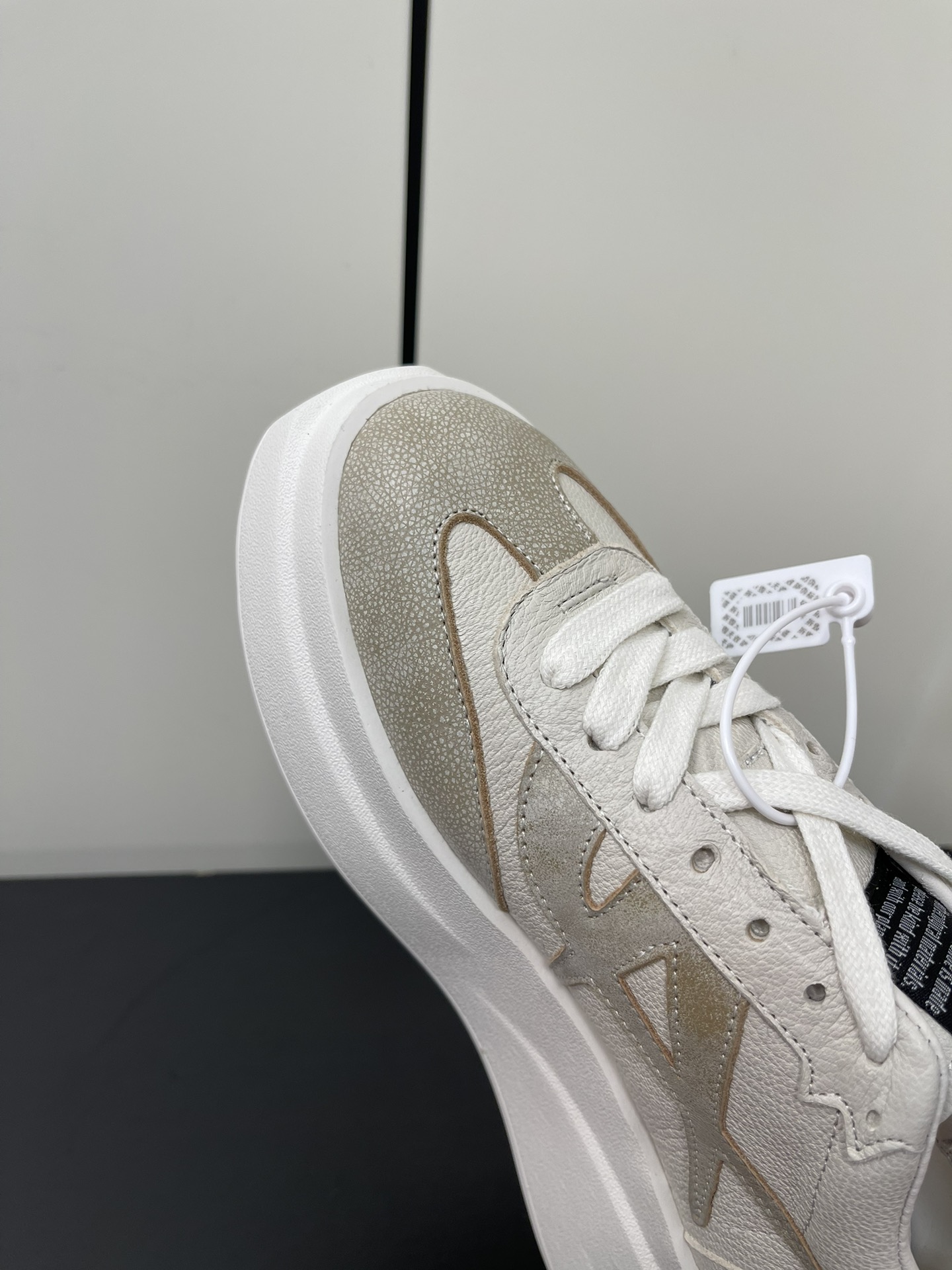 Hermes Female Sneakers Breathable M-s