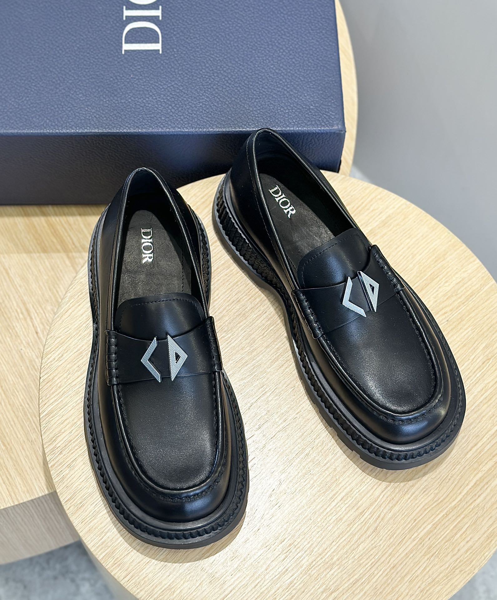 Loafers Cow Leather Black L-s