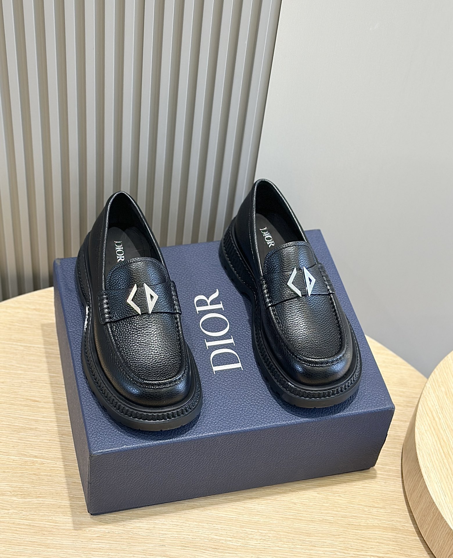 Loafers Cow Leather Black L-s