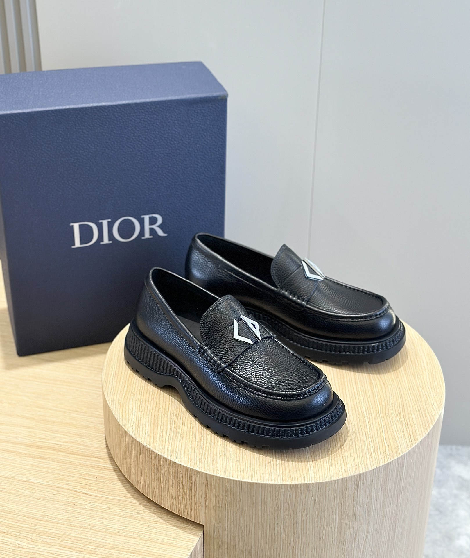 Loafers Cow Leather Black L-s