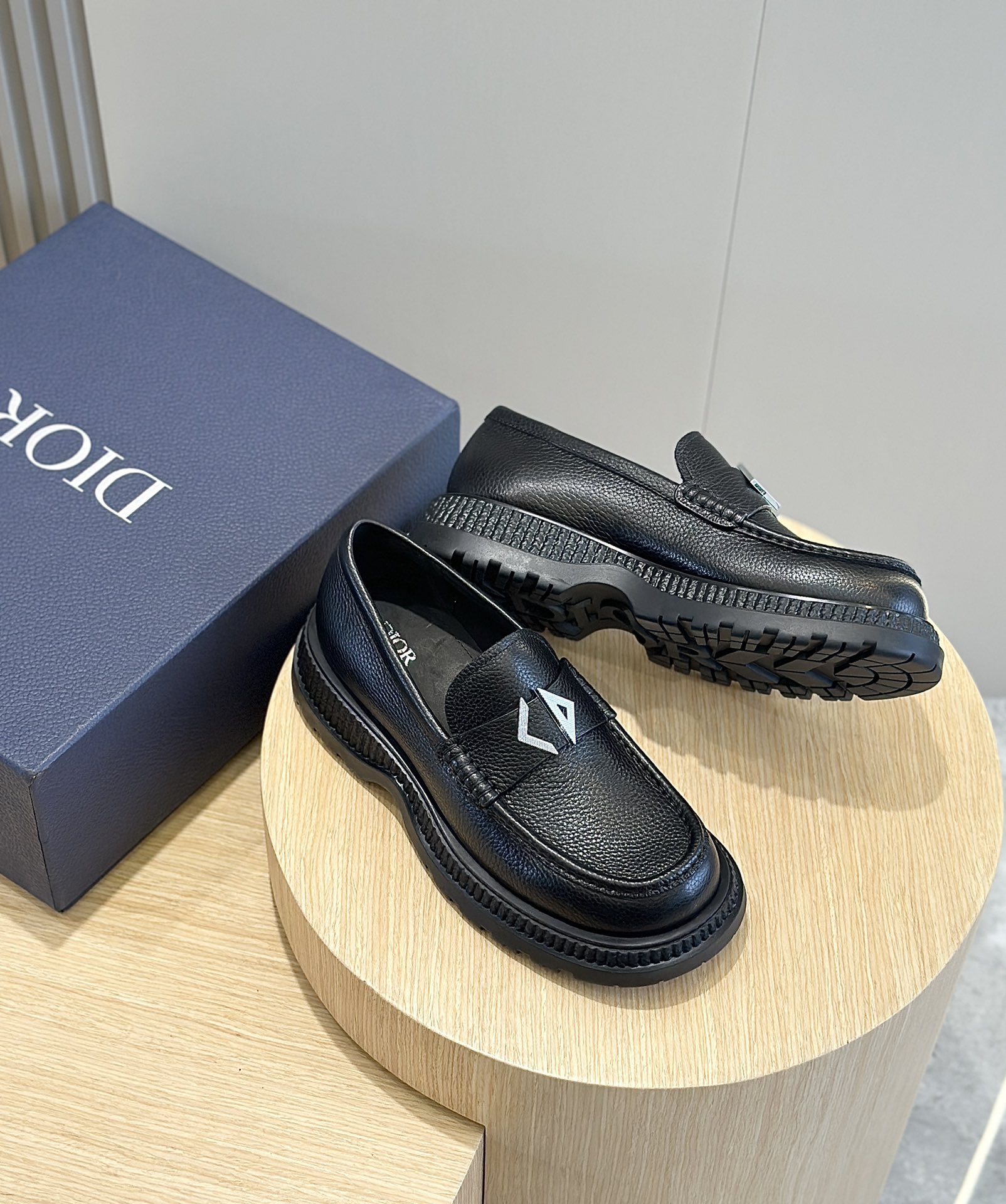 Loafers Cow Leather Black L-s