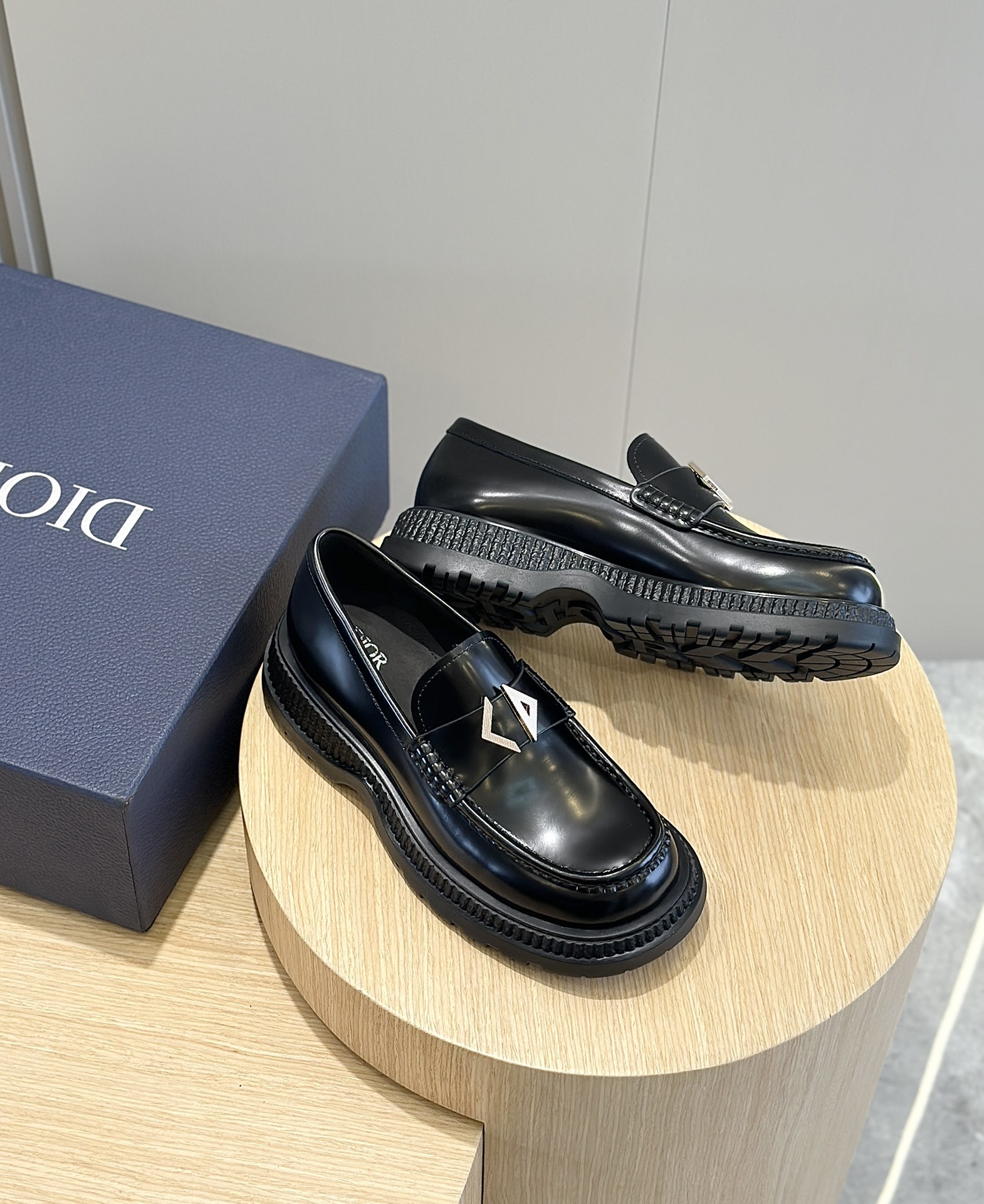 Loafers Cow Leather Black L-s
