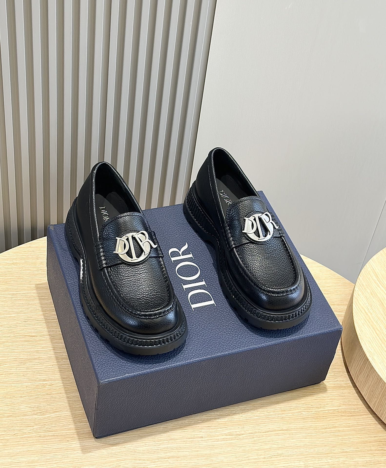 Loafers Cow Leather Black L-s